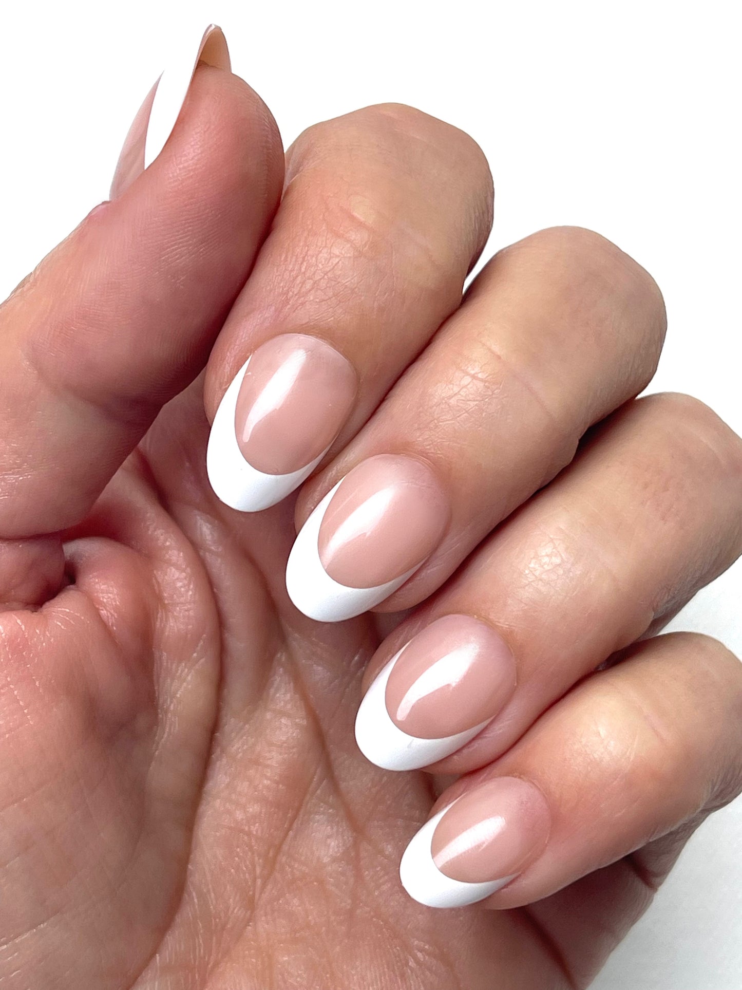 Classic French, Mamie (Short/Almond)