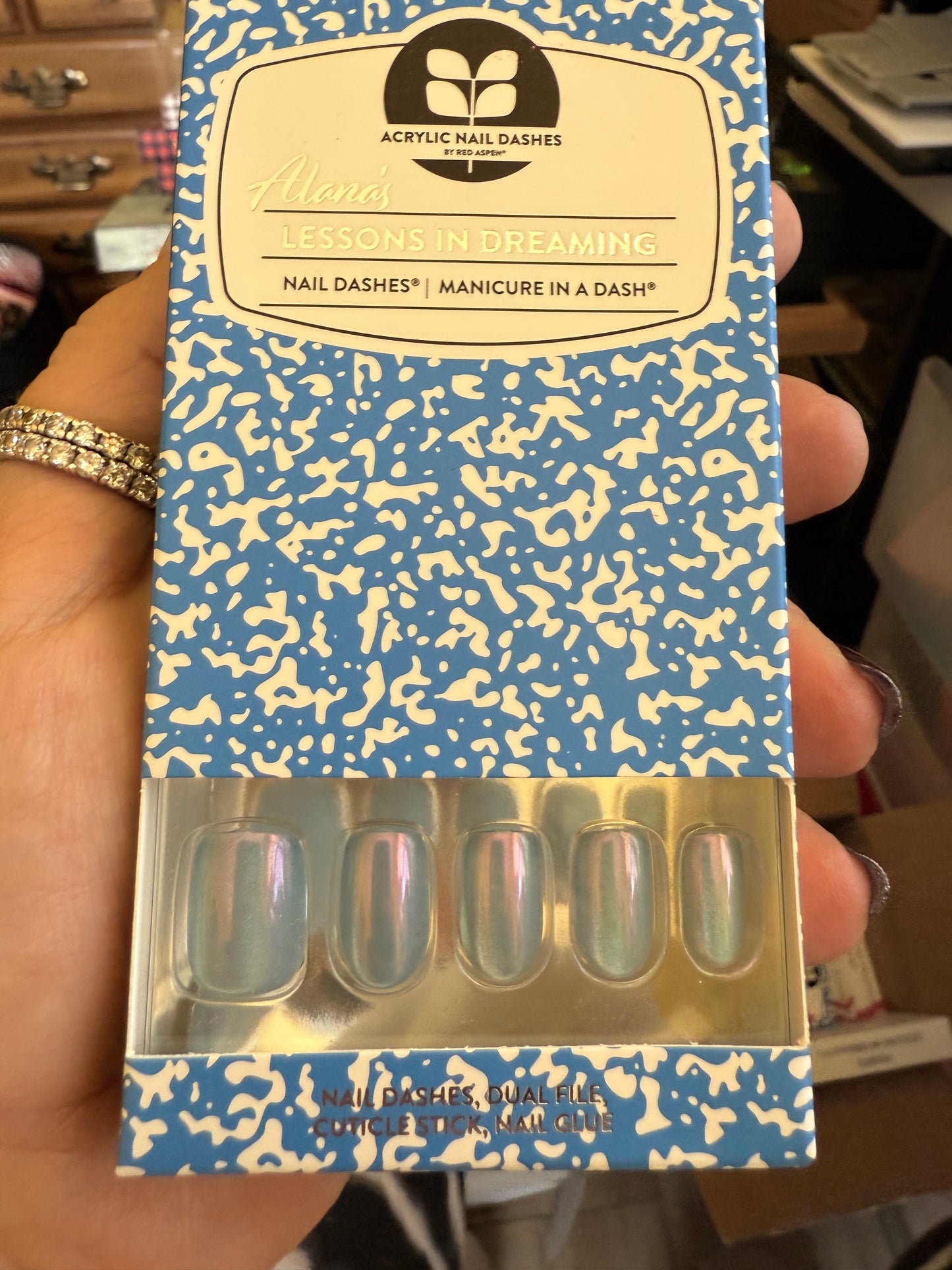 Alana’s Lesson In Dreaming (March Acrylic Loyalty Box)
