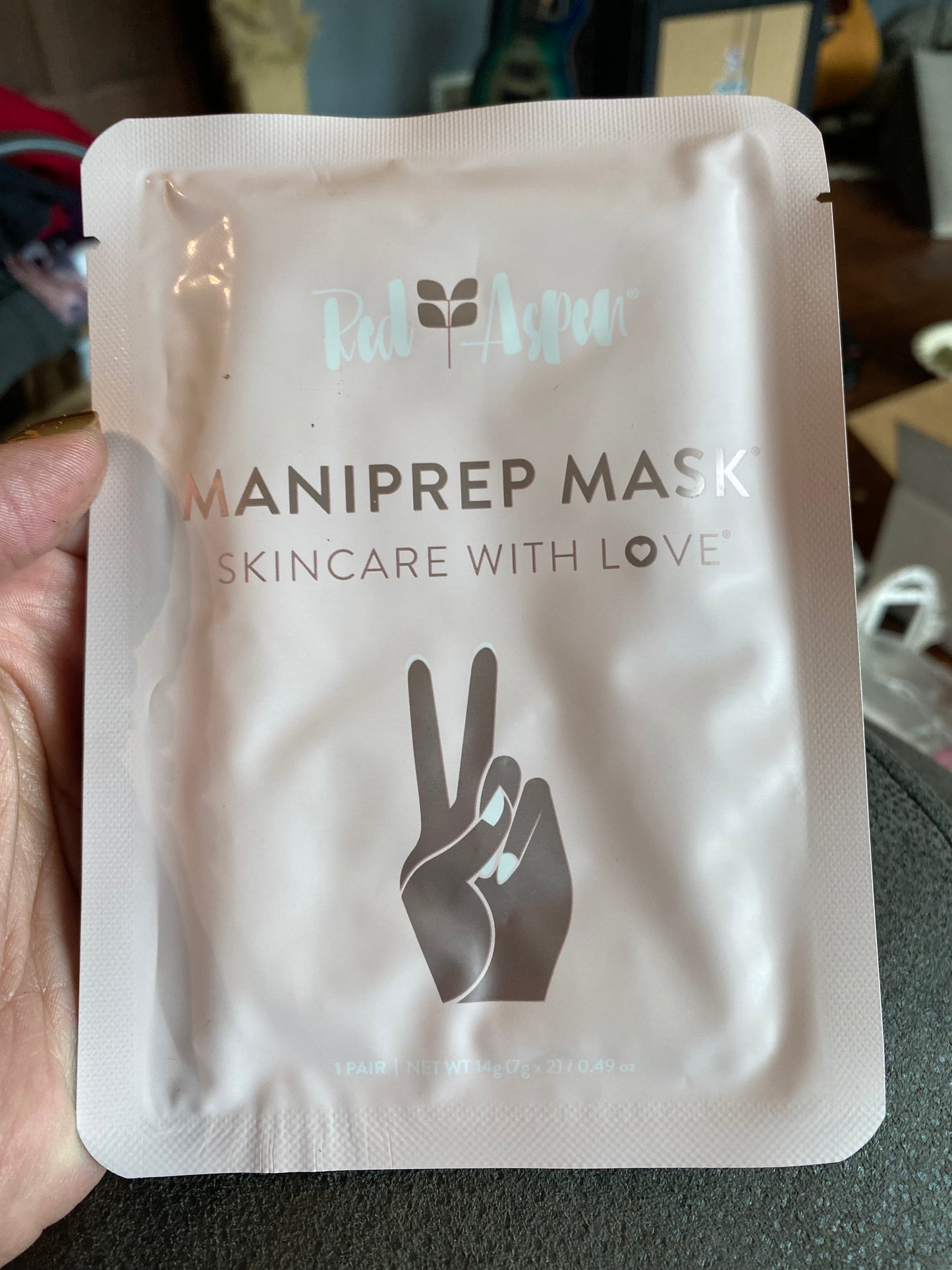 Maniprep Mask by Red Aspen