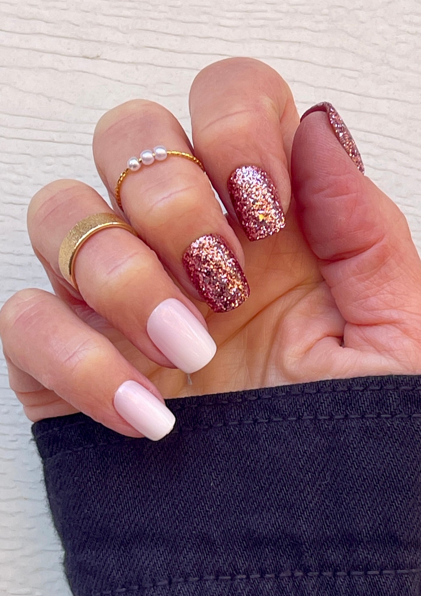 Dianne from the Acrylics Collection in SUPER Glittery Pink (Squoval)