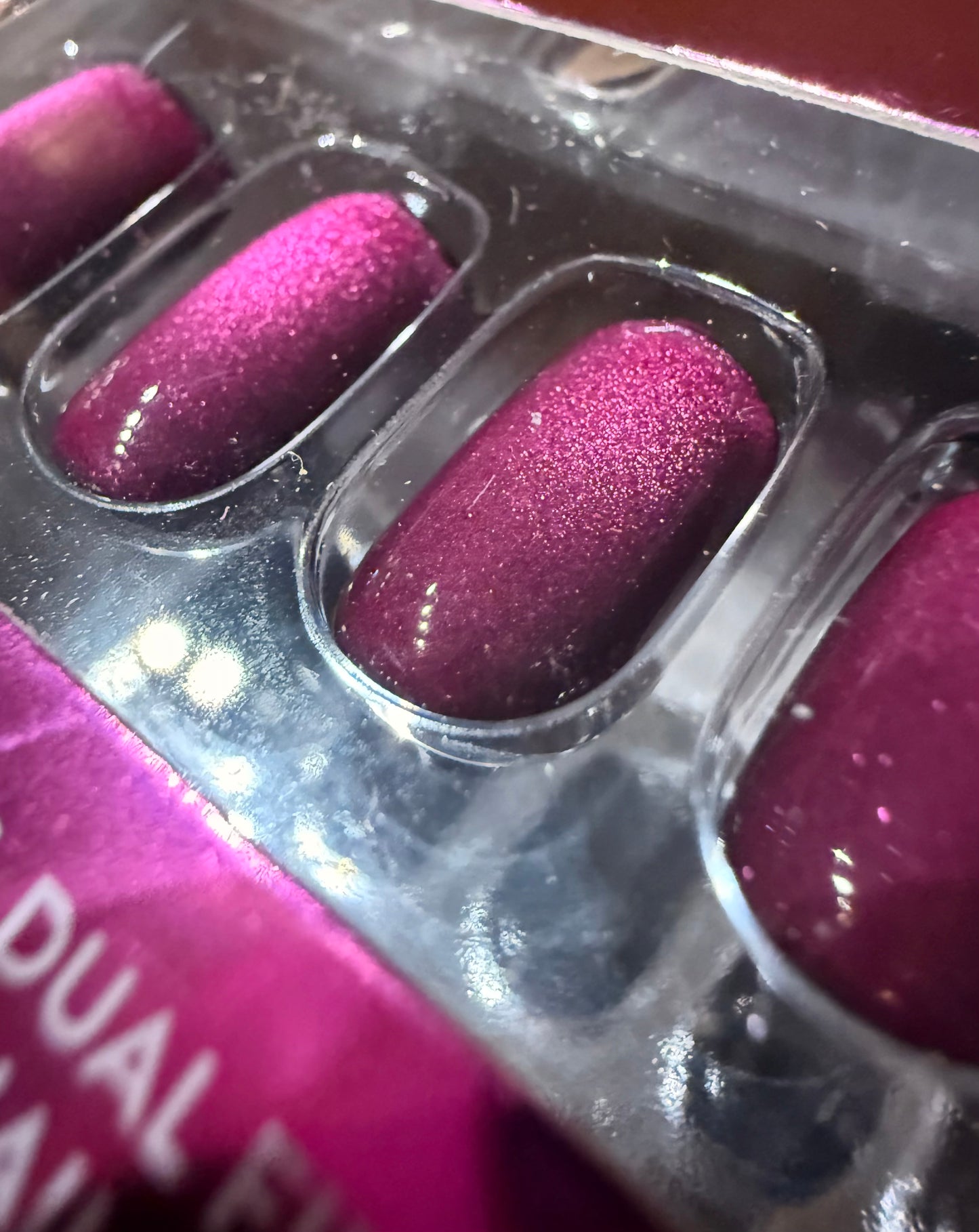 Big & Bold, Beth (Acrylics/Squoval)