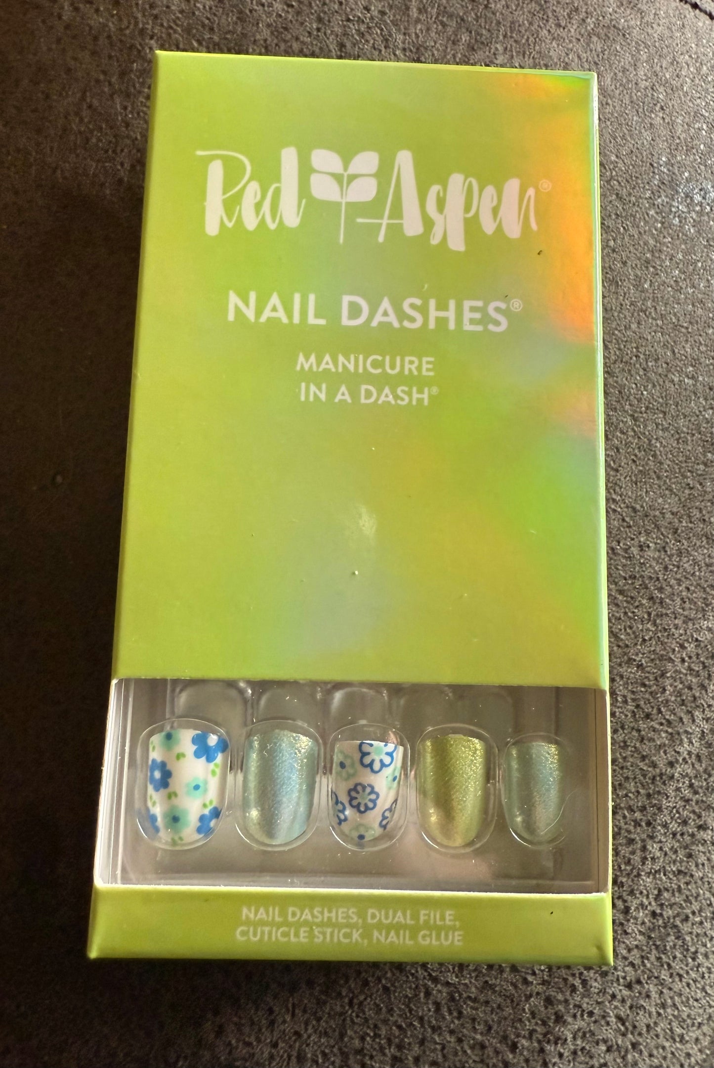 Daisy Chain, Deems (Short/Square)