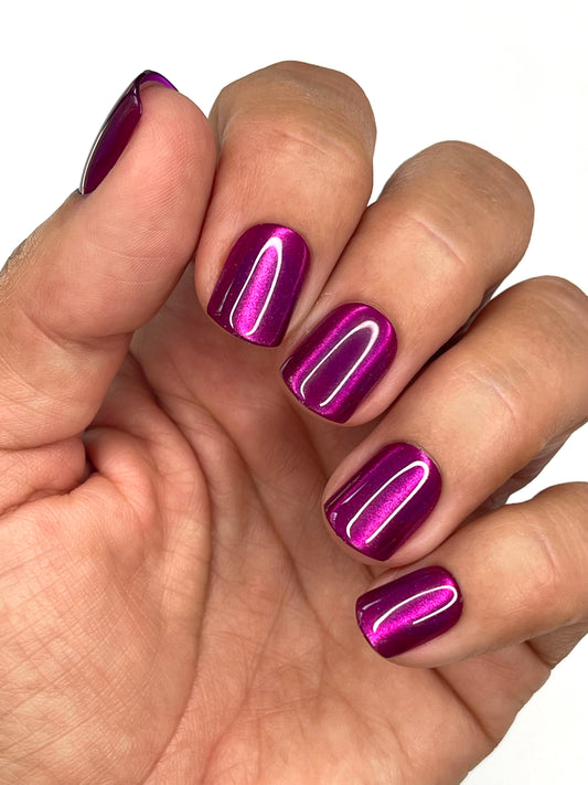 Far Out, Giovanna (Short/Square)