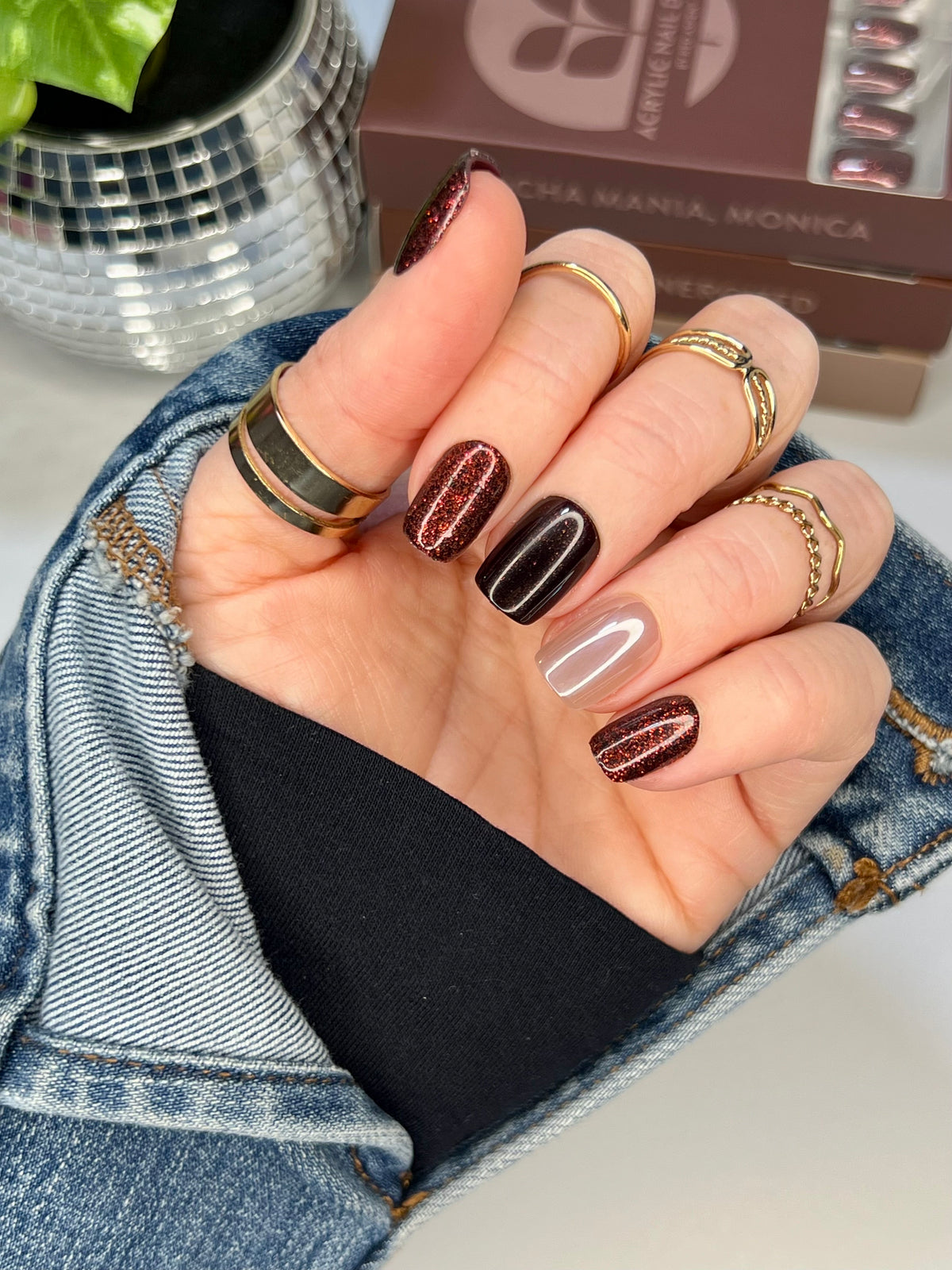 Mocha Mania, Monica (Short/Coffin)