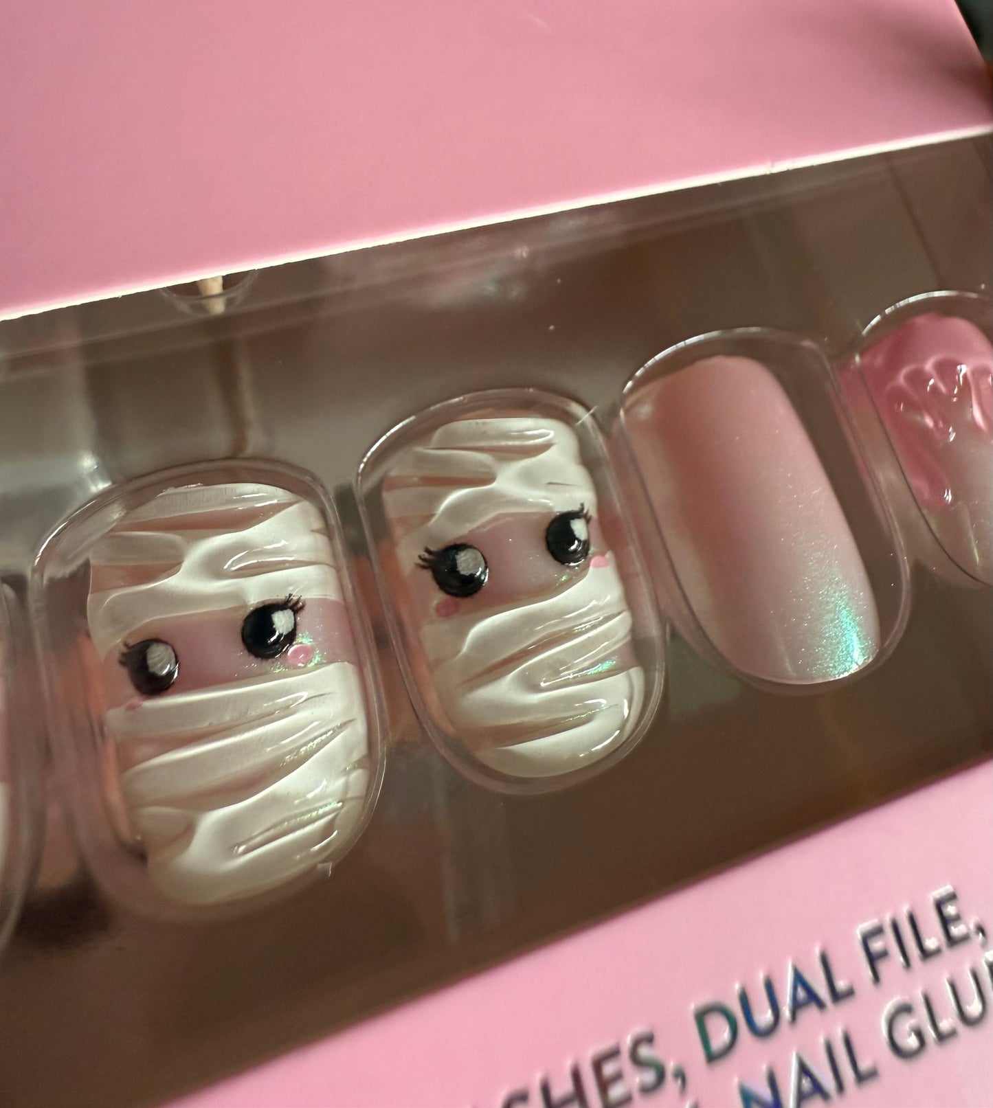 Zom-Bae, Zadie (Short/Square)