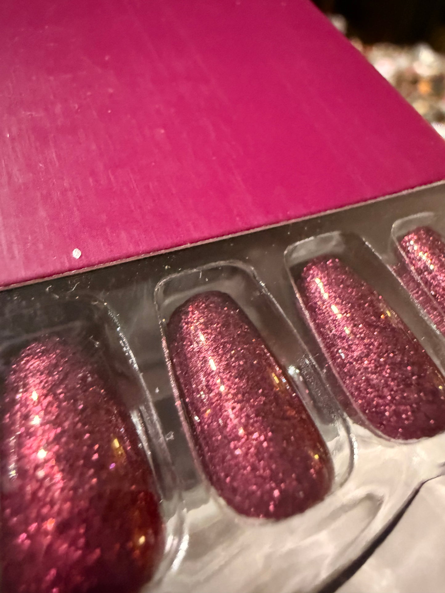 Cranberry Chrissy (Medium/coffin)