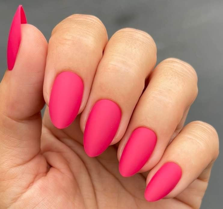 Making Moves Magenta (Medium/Almond)