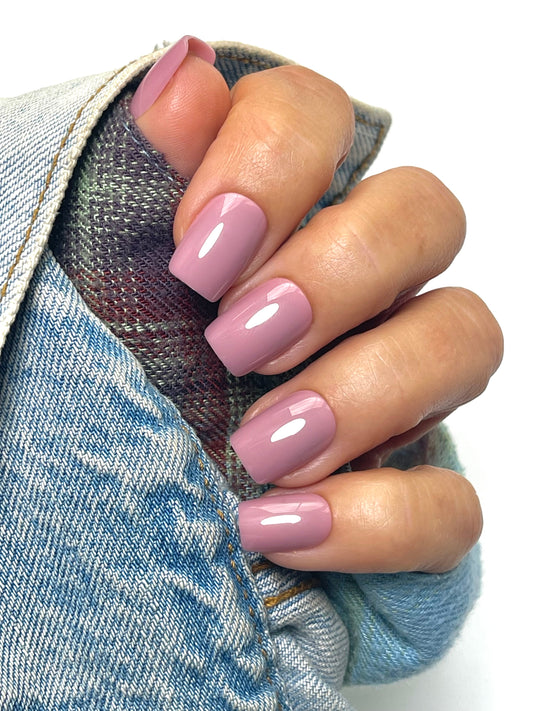A Touch of Elegance, Elaina (Short/Coffin)