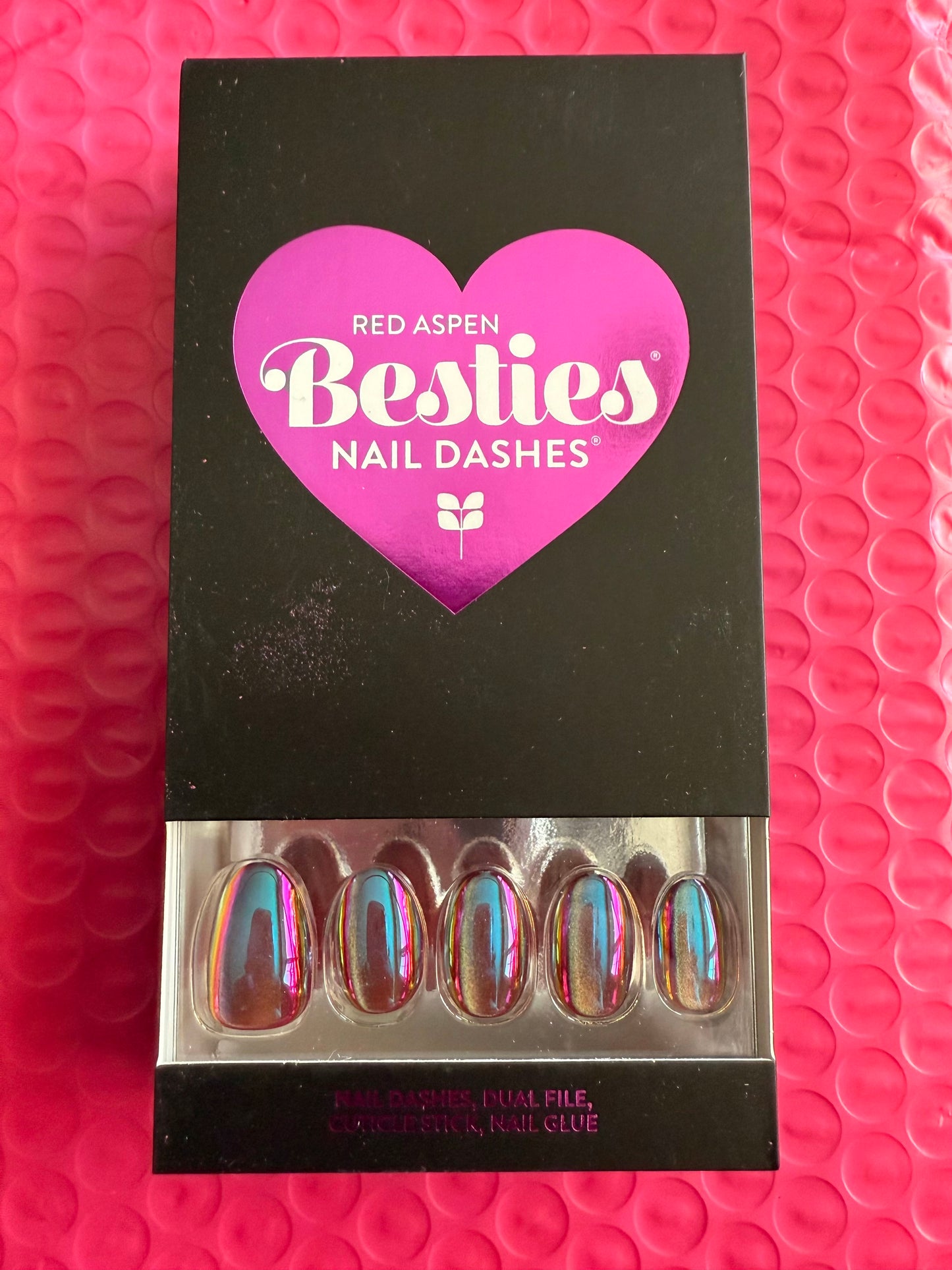 Cosmic Besties, Claudia (Short/Almond)