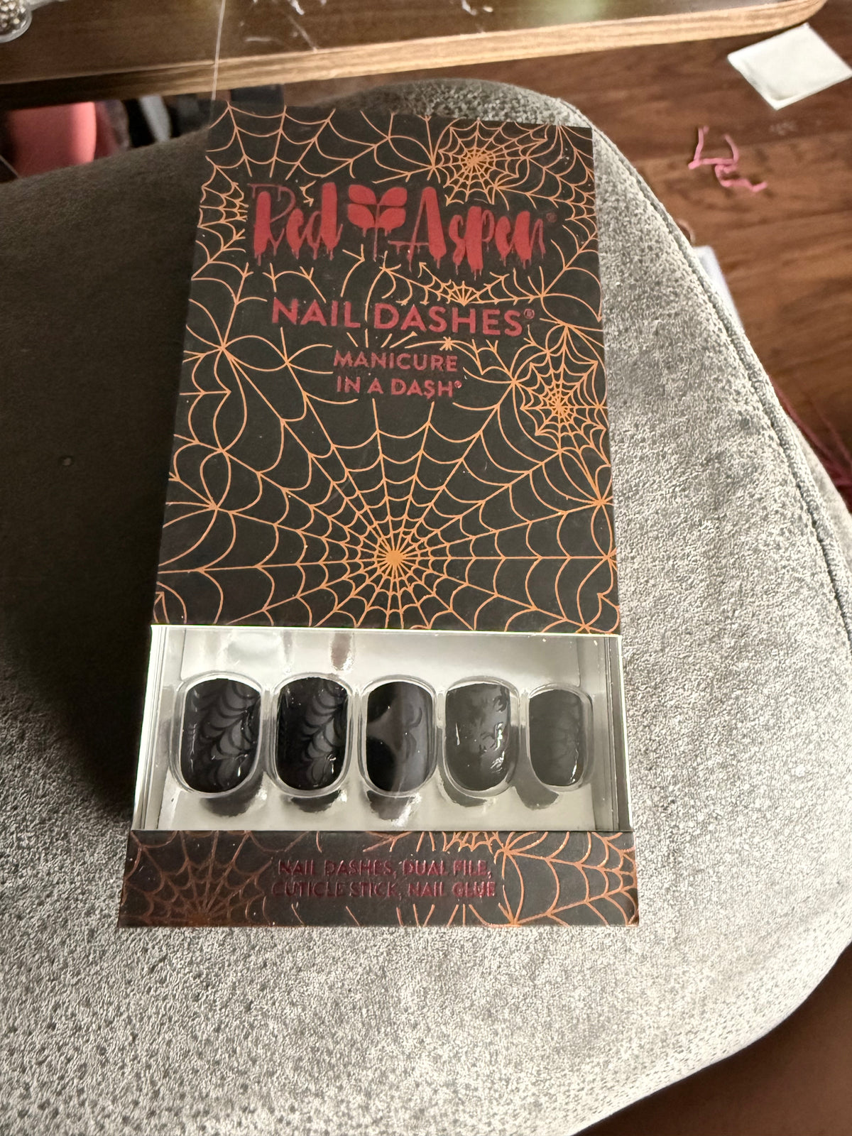 Boo La La, Bindi (Short/Square)