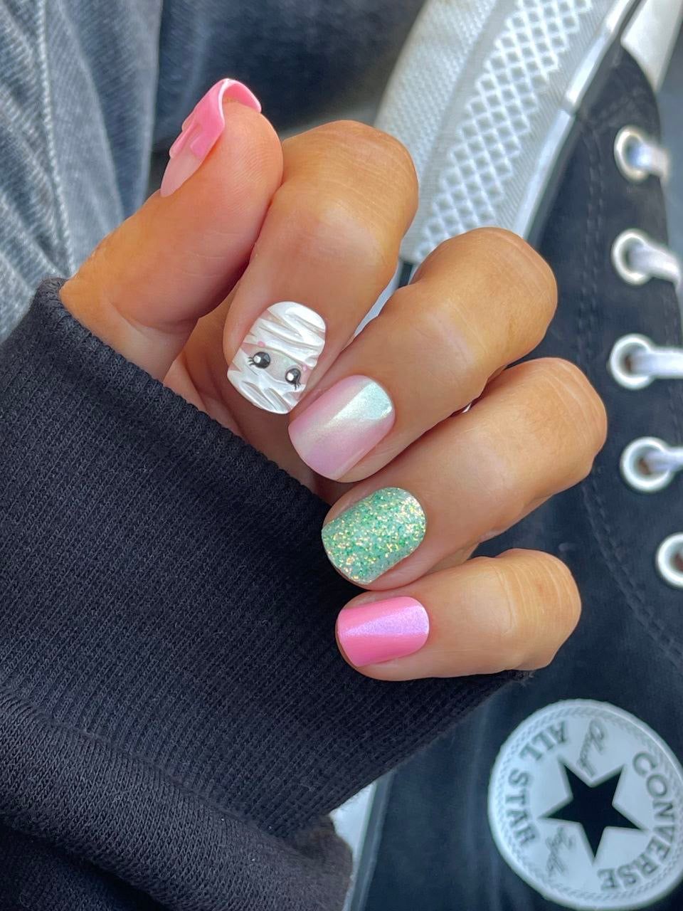 Zom-Bae, Zadie (Short/Square)