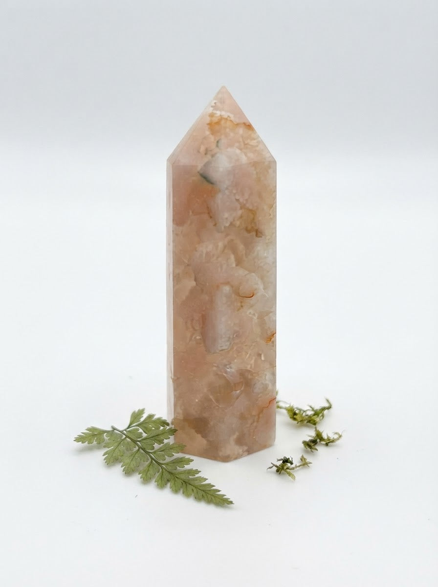 Flower Agate — A Garden Within the Stone